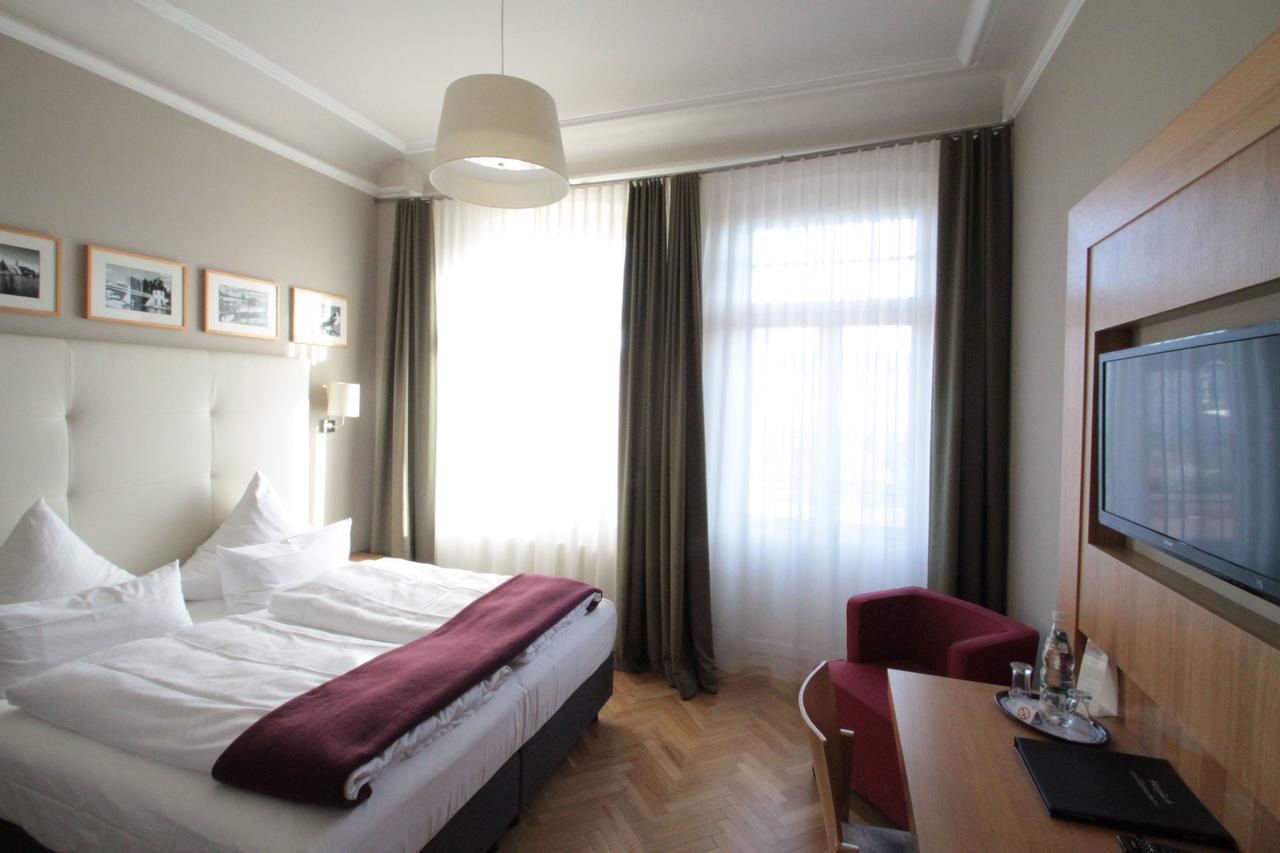 Hotel Am Molkenmarkt Brandenburg  Bagian luar foto