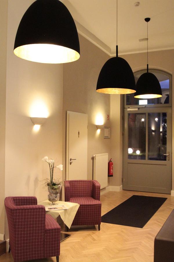 Hotel Am Molkenmarkt Brandenburg  Bagian luar foto