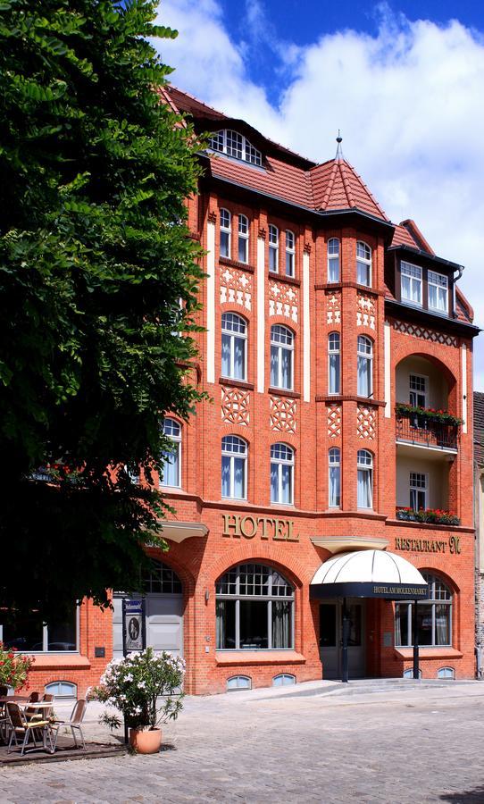 Hotel Am Molkenmarkt Brandenburg  Bagian luar foto