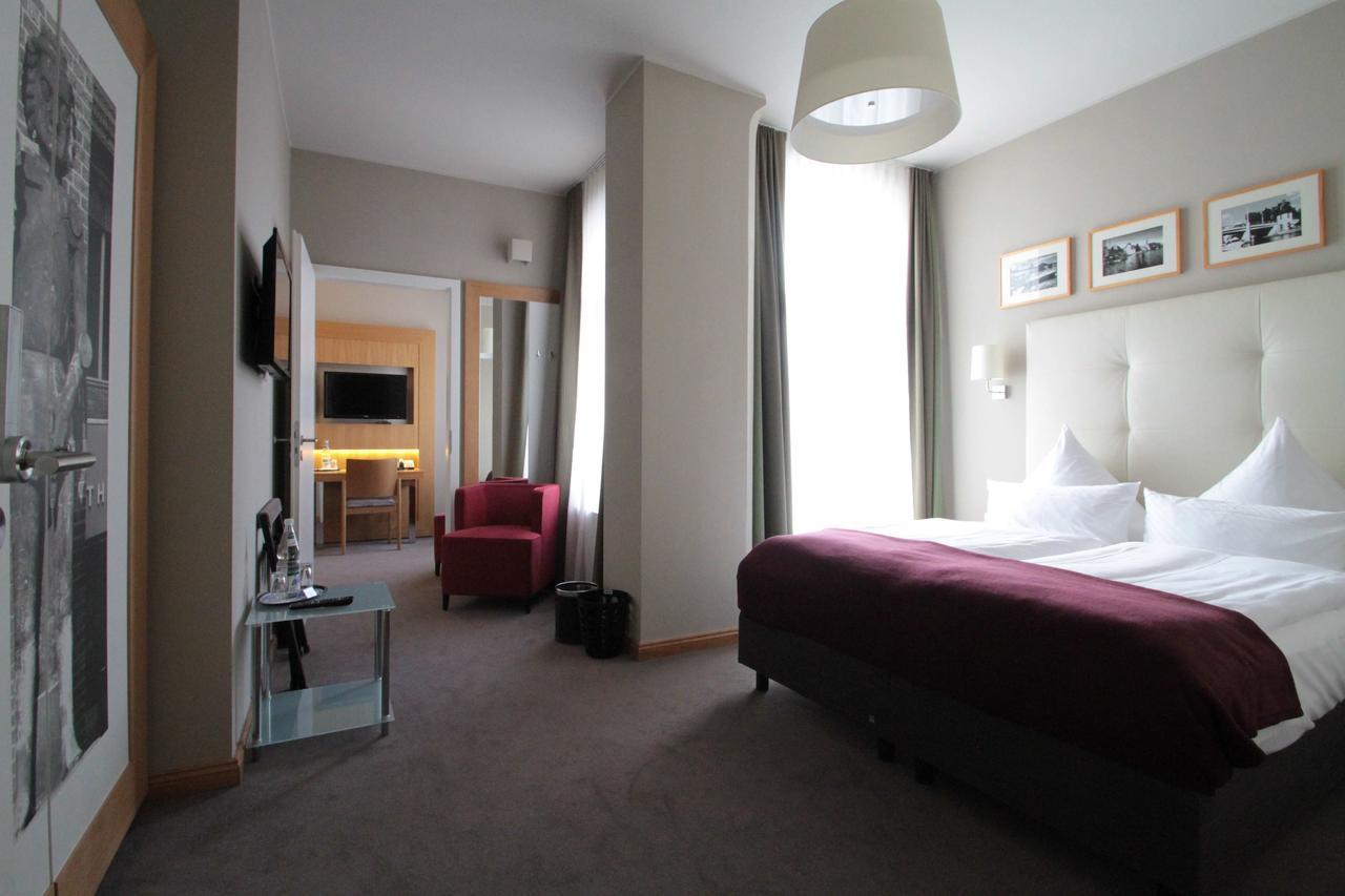 Hotel Am Molkenmarkt Brandenburg  Bagian luar foto