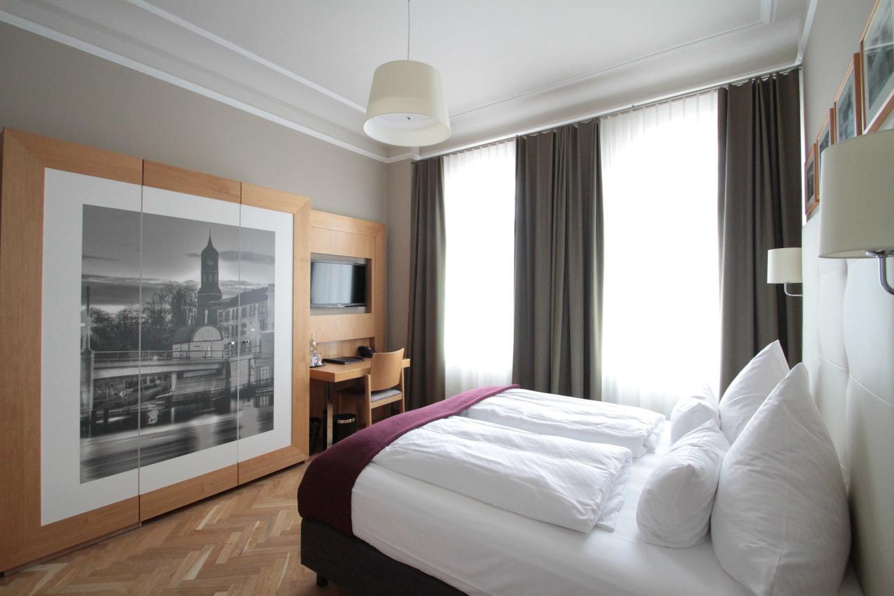 Hotel Am Molkenmarkt Brandenburg  Bagian luar foto