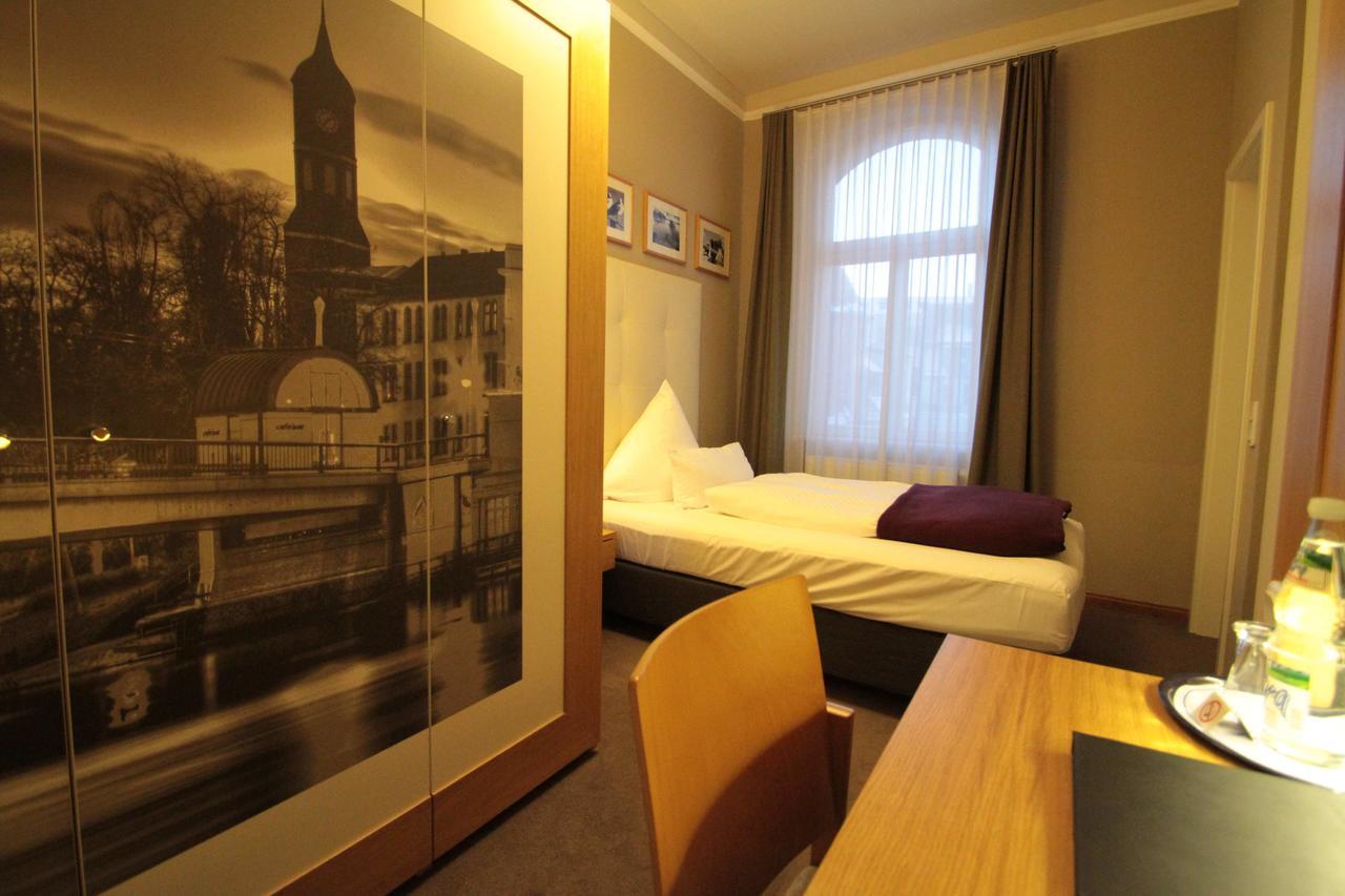 Hotel Am Molkenmarkt Brandenburg  Bagian luar foto