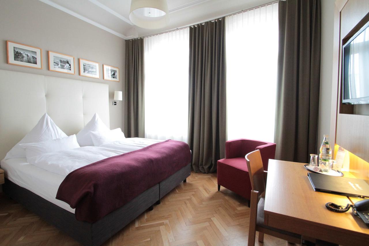 Hotel Am Molkenmarkt Brandenburg  Bagian luar foto