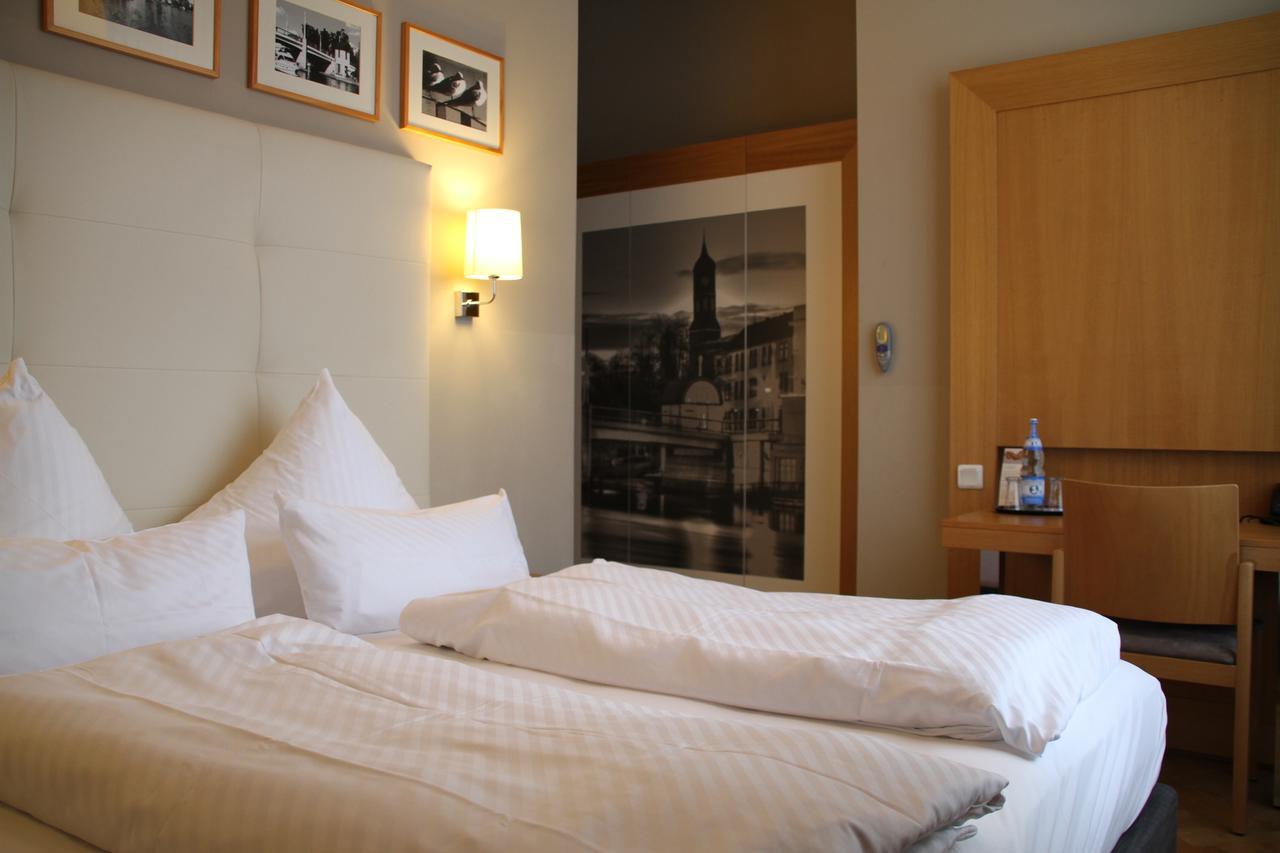 Hotel Am Molkenmarkt Brandenburg  Bagian luar foto